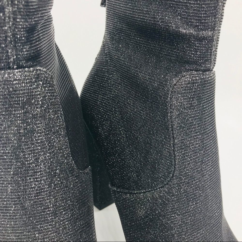 NWT STEVE MADDEN STRETCHY BOOTIES - Picture 5 of 6